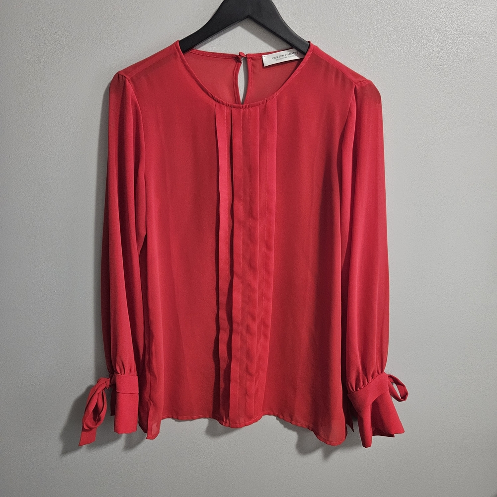 Chic Red Blouse with Bow-Tie Sleeves